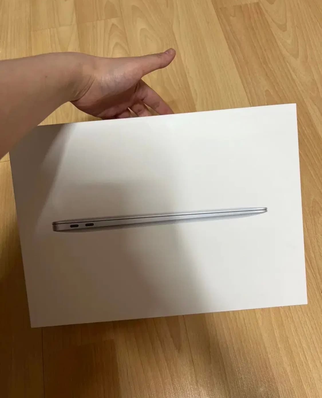 맥북에어 13인치 실버 2020년형 상품이미지3