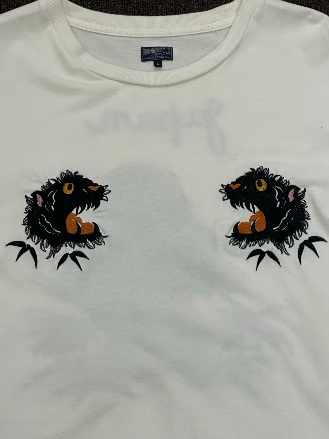 L)토요 엔터프라이즈 빈티지 블랙 타이거 자수 스카 티셔츠 상품이미지4