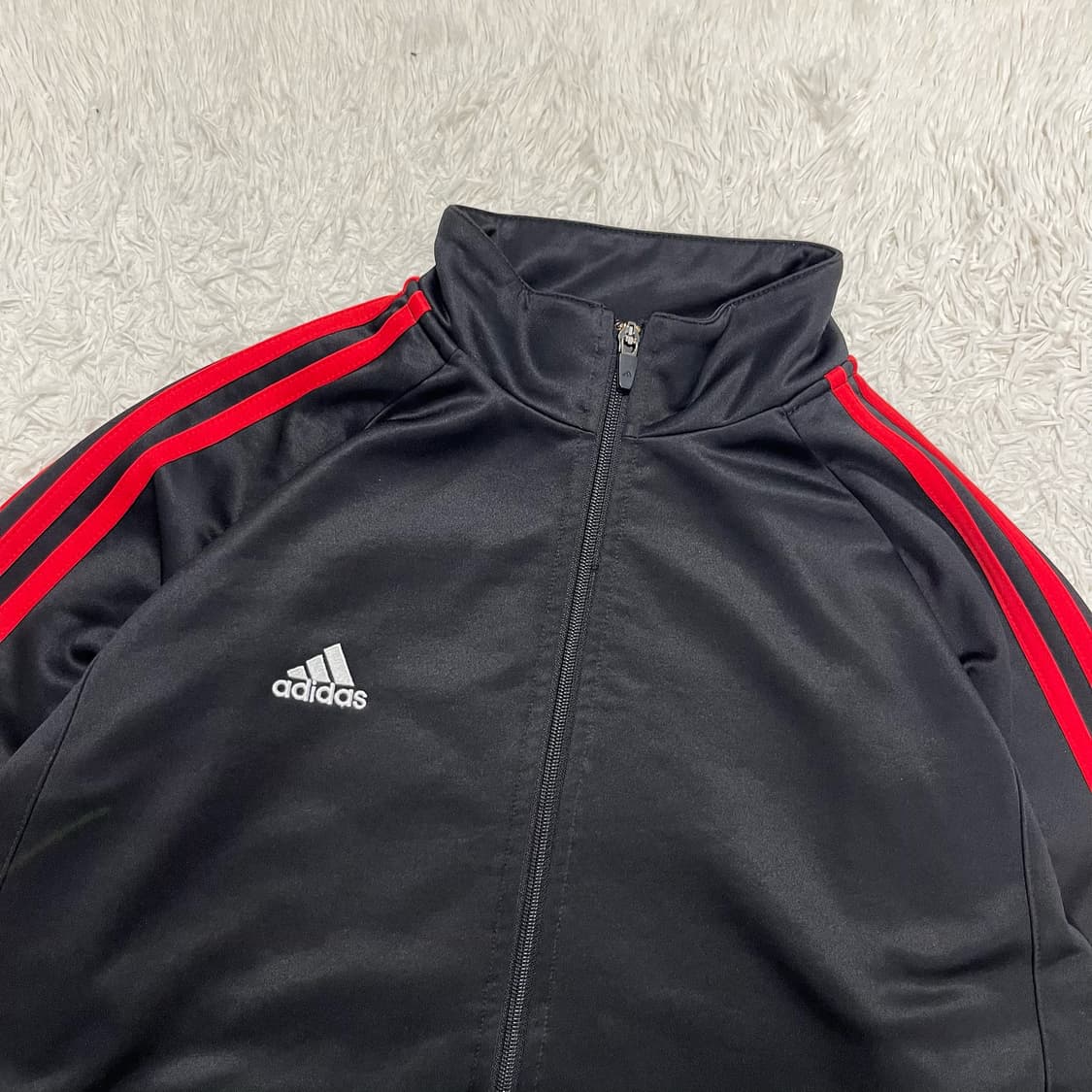 Adidas black red jersey 상품이미지5