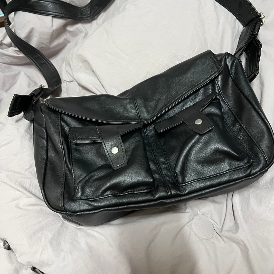 [OS] 비슬로우 카메라백 블랙 상품이미지4