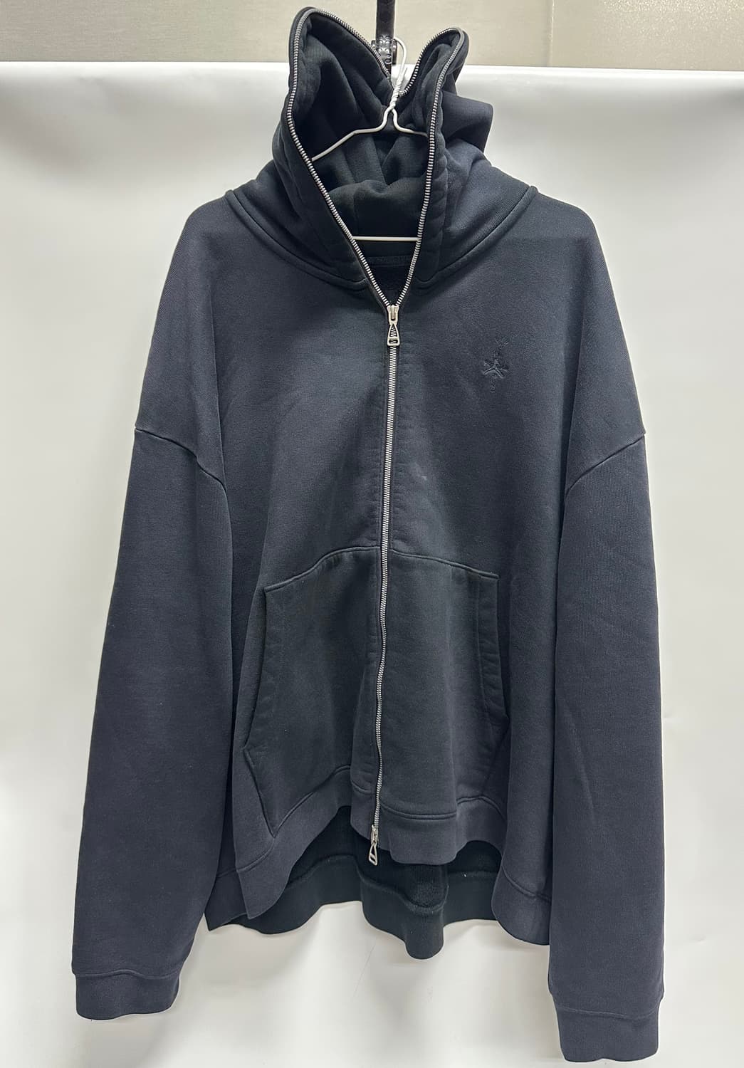 나이키 조던 x 트래비스 스캇 풀집업 후드  상품이미지3