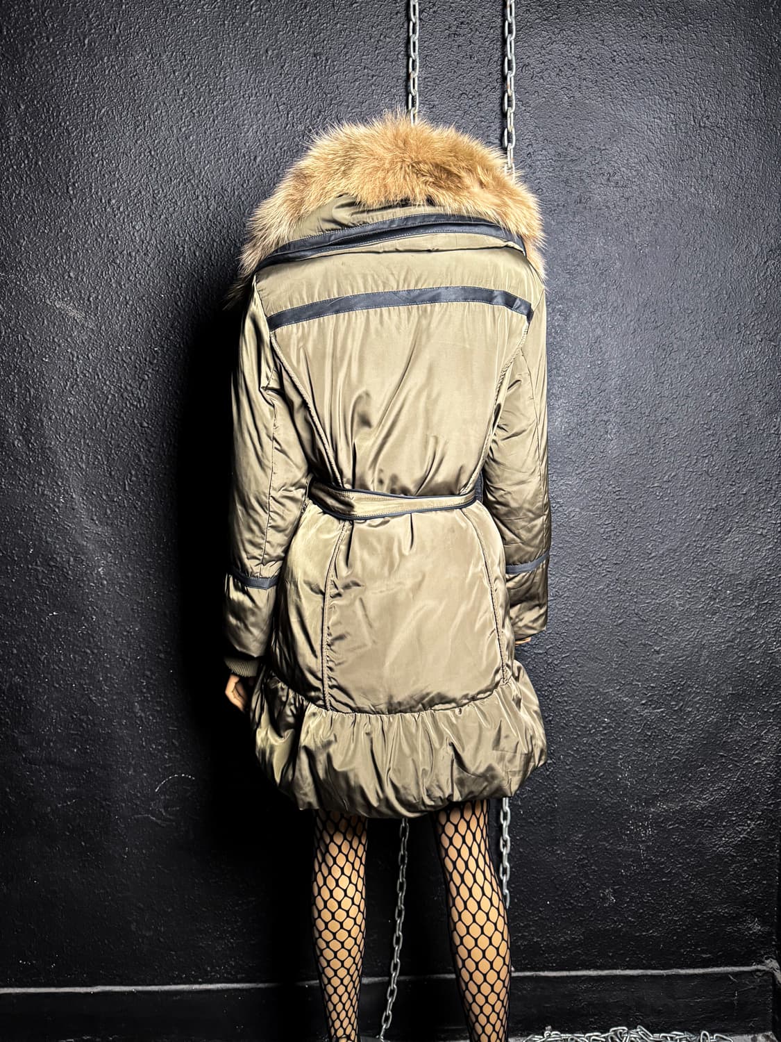 MAITRESSE – Fur Trim Belted Down Parka   상품이미지5