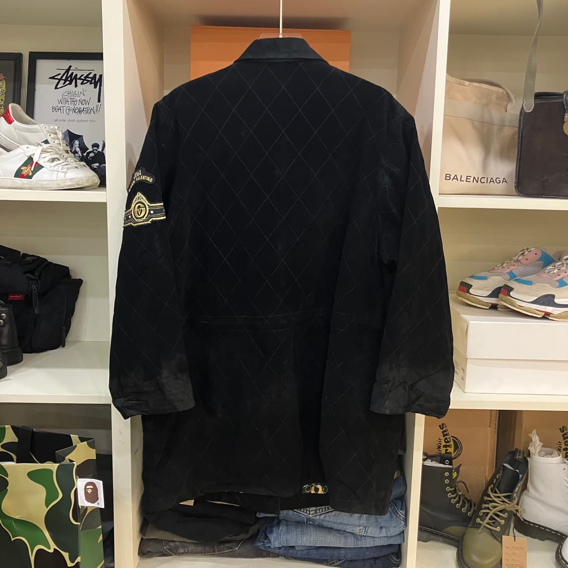 지아니 발렌티노 금장 블랙 스웨이드 퀄팅 자켓 상품이미지3