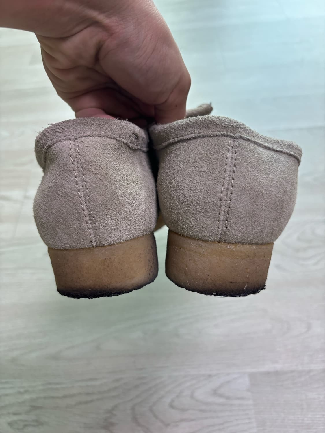 클락스 왈라비 페일 그레이 uk7.5 size260 상품이미지3
