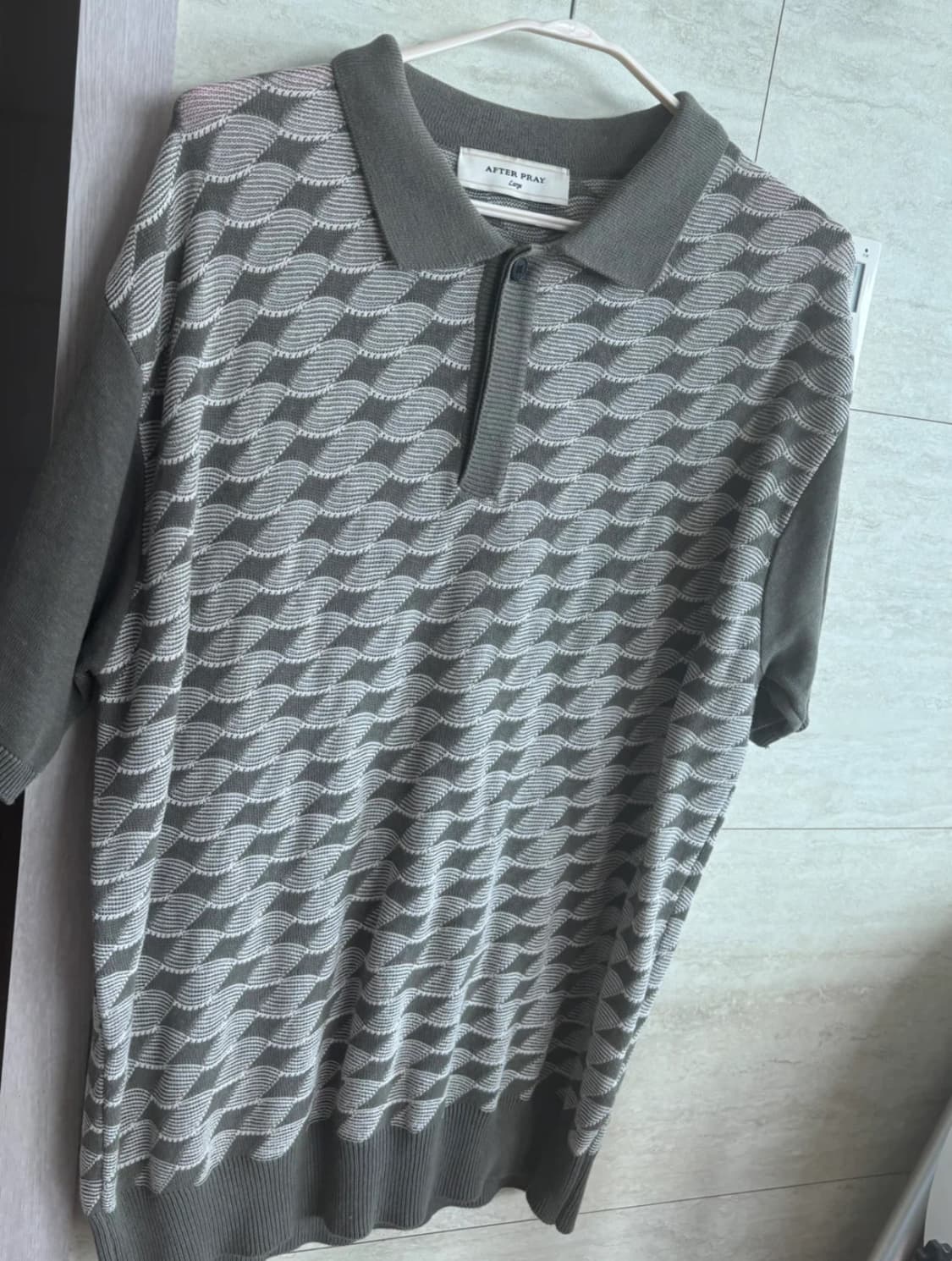 After pray 카라 반팔니트 상품이미지2