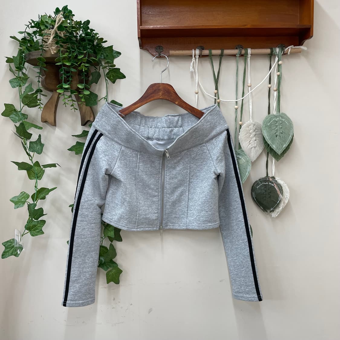 오픈 숄더 2way 지퍼 탑 상품이미지1