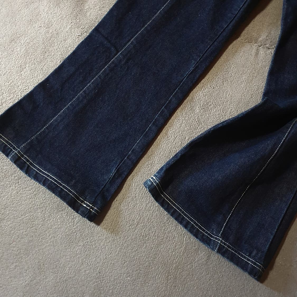 YUSE 유즈 시그니처 스트레이트 라인 로우 데님 팬츠 S 인디고 상품이미지8