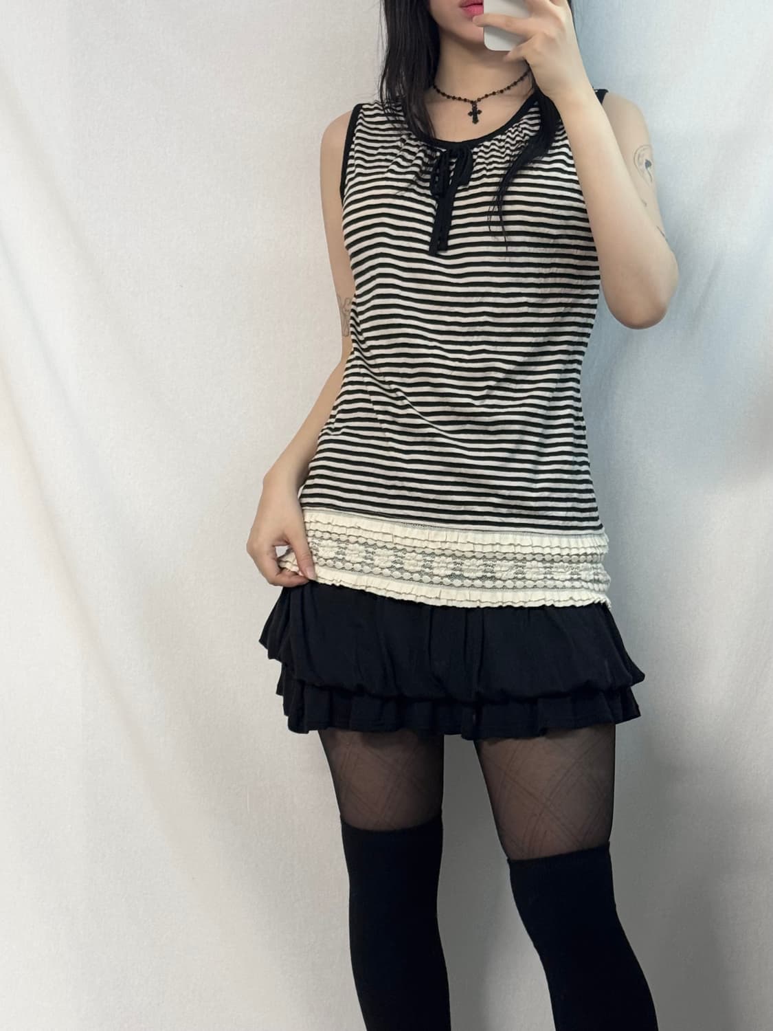 버튼 넥 폼폼 원피스 리본 프릴 슬리브리스 2pcs SET 상품이미지5