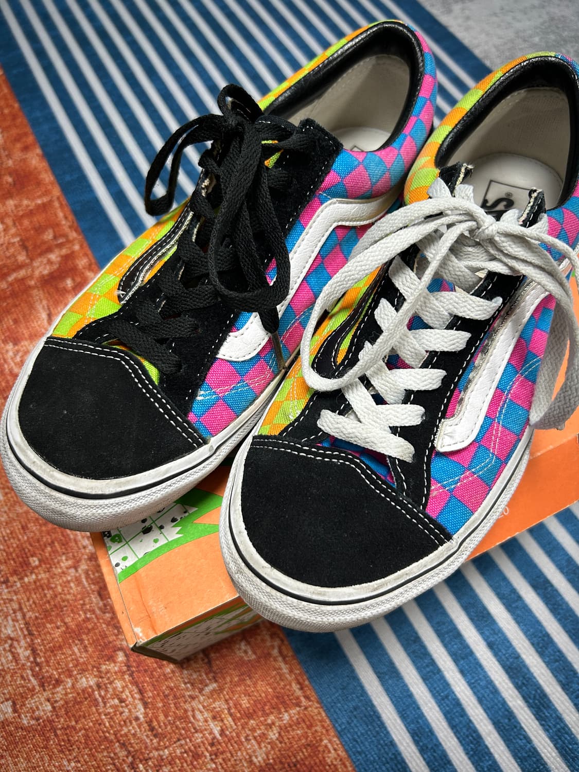 반스 x Billys 올드스쿨 멀티컬러 265mm 상품이미지3