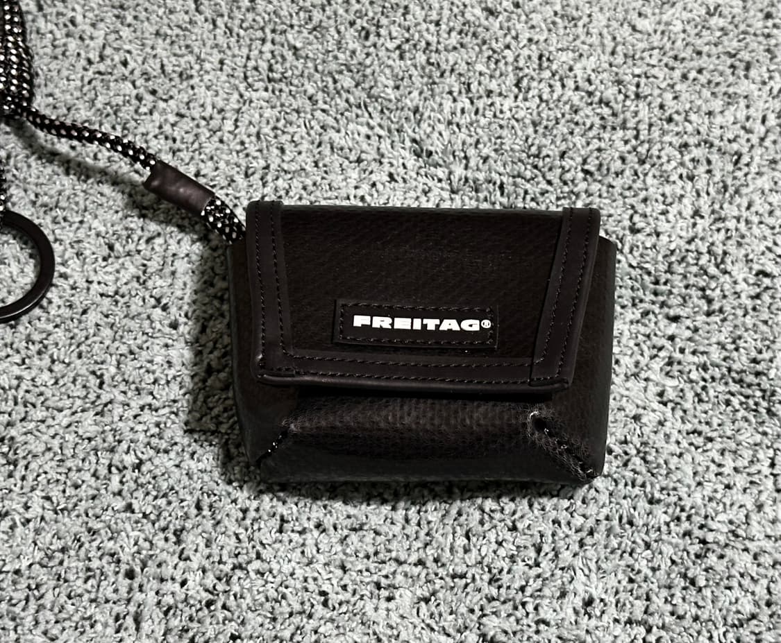 (NEW)새상품 프라이탁 미니 메신저 키링(에어팟 파우치키링) 상품이미지7