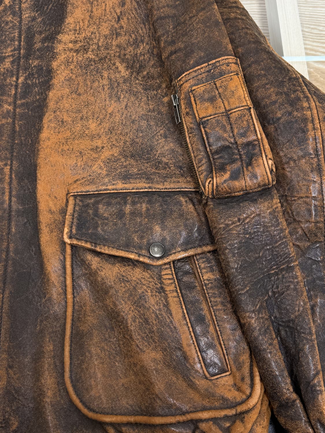 서브어반도쿄 U.S.A.F 타입 A-2 레더 자켓  상품이미지5