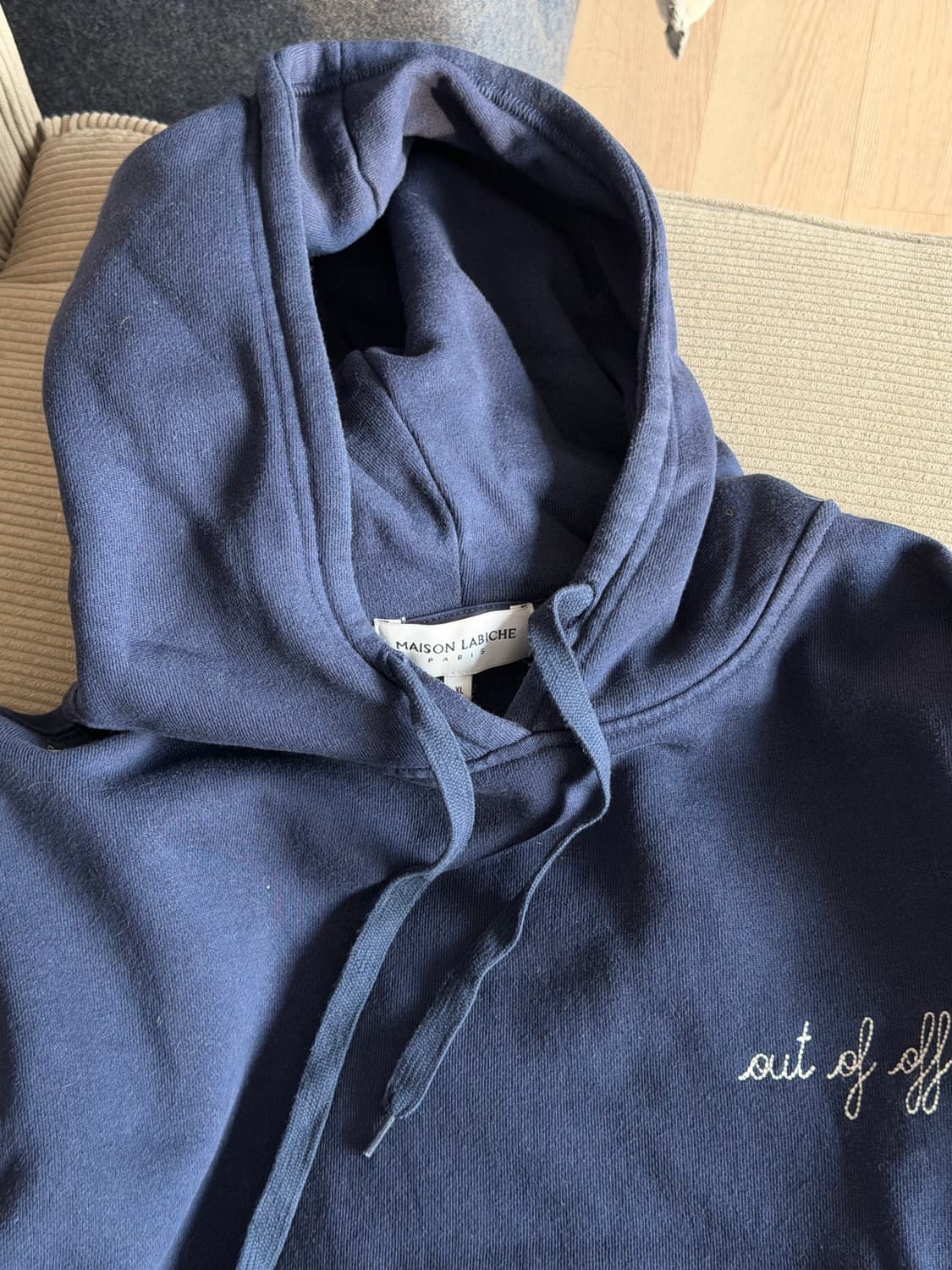 out of office 자수 후드 상품이미지2