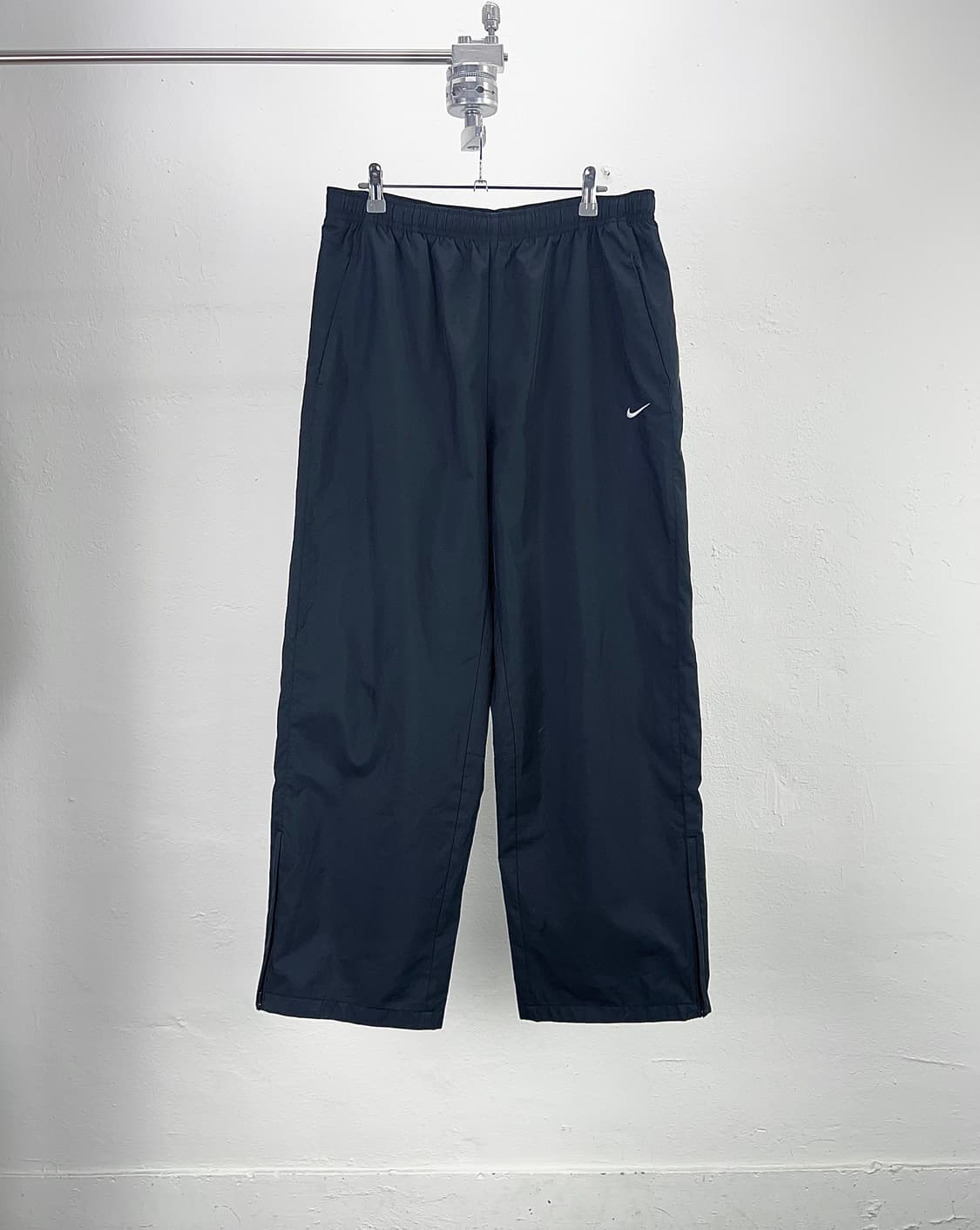 00s 나이키 블랙 스우시 나일론 트랙 팬츠 상품이미지1
