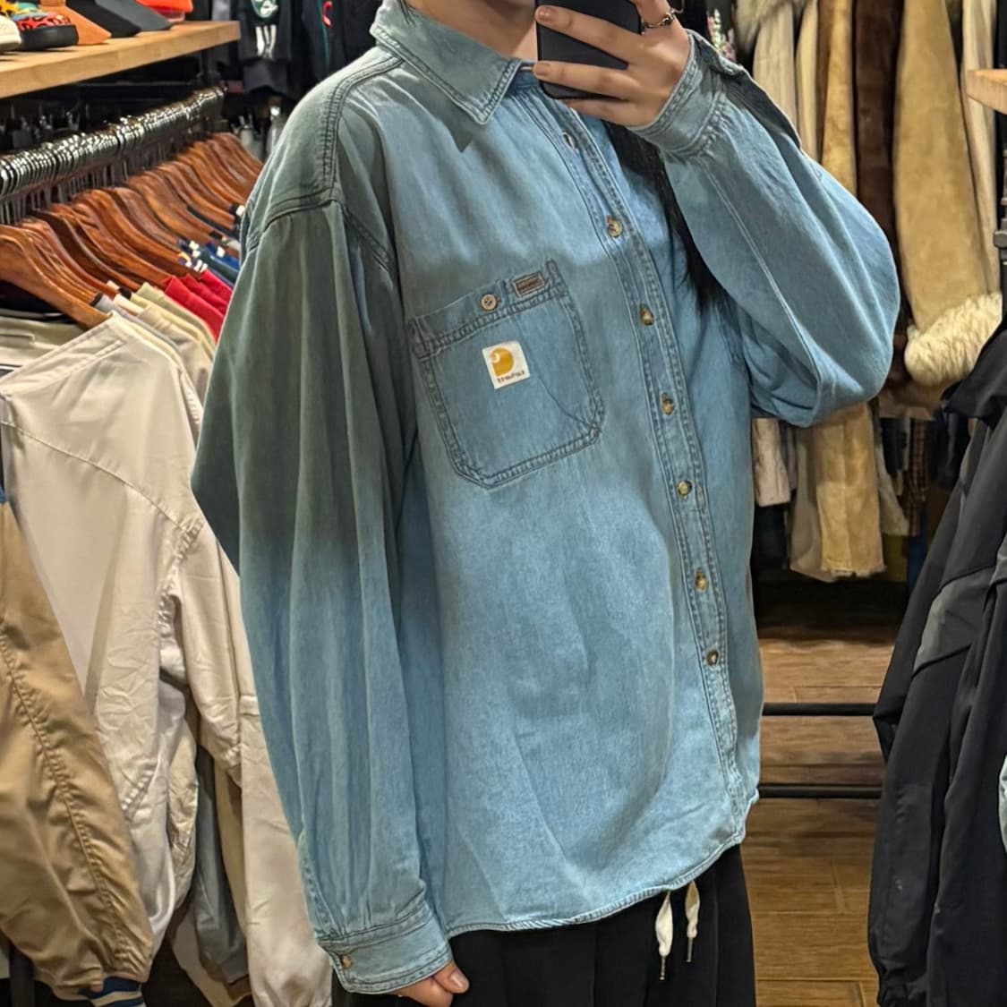 [HI] Carhartt 칼하트 투포켓 긴팔셔츠 데님연청 상품이미지4