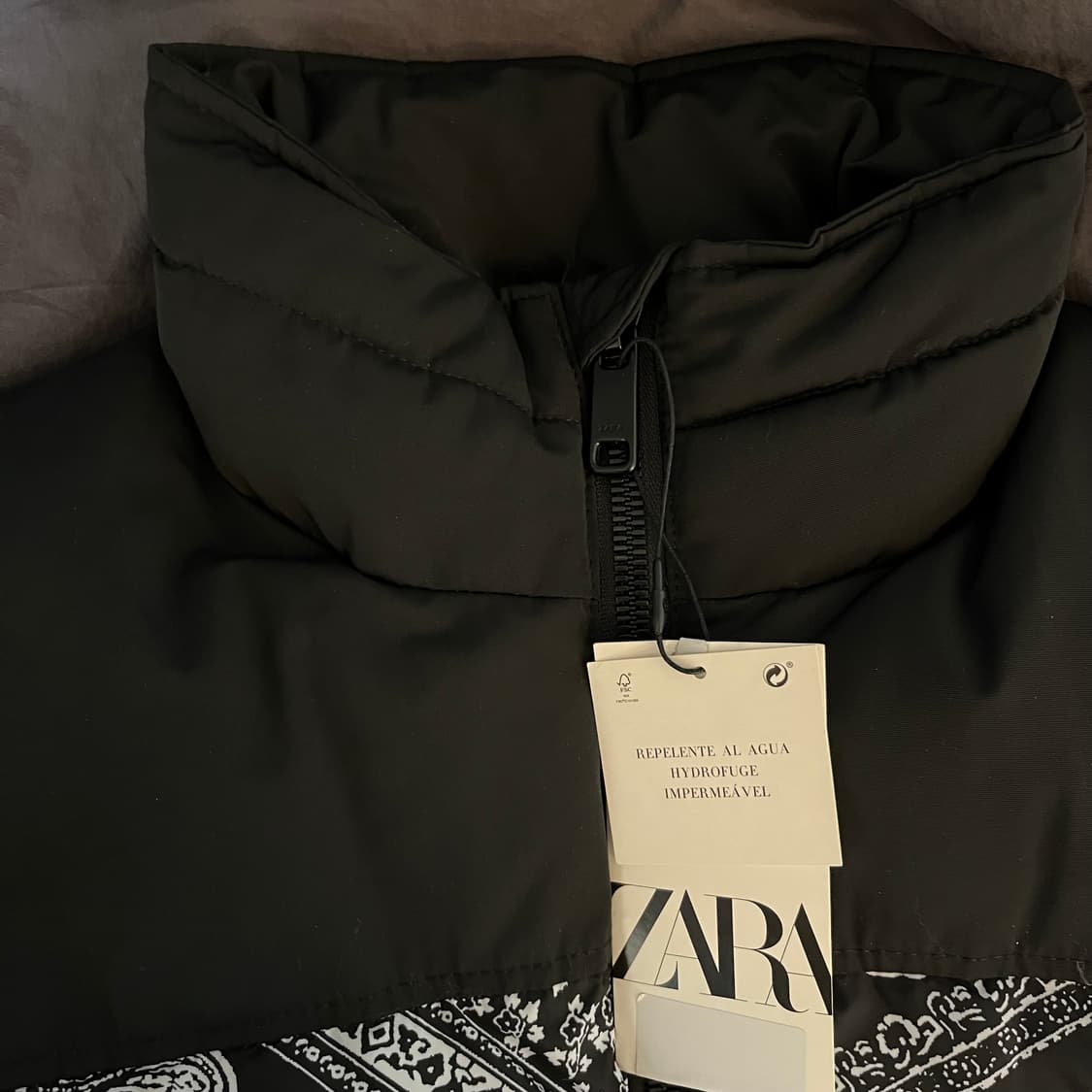 2019FW 자라 반다나 패딩 M 상품이미지7