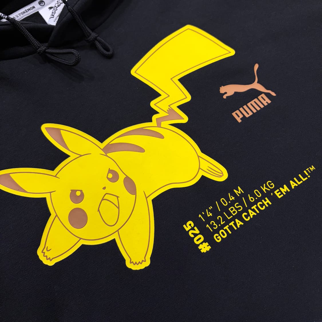 [XL] 푸마 포켓몬 피카츄 후드티 블랙 B983 상품이미지4