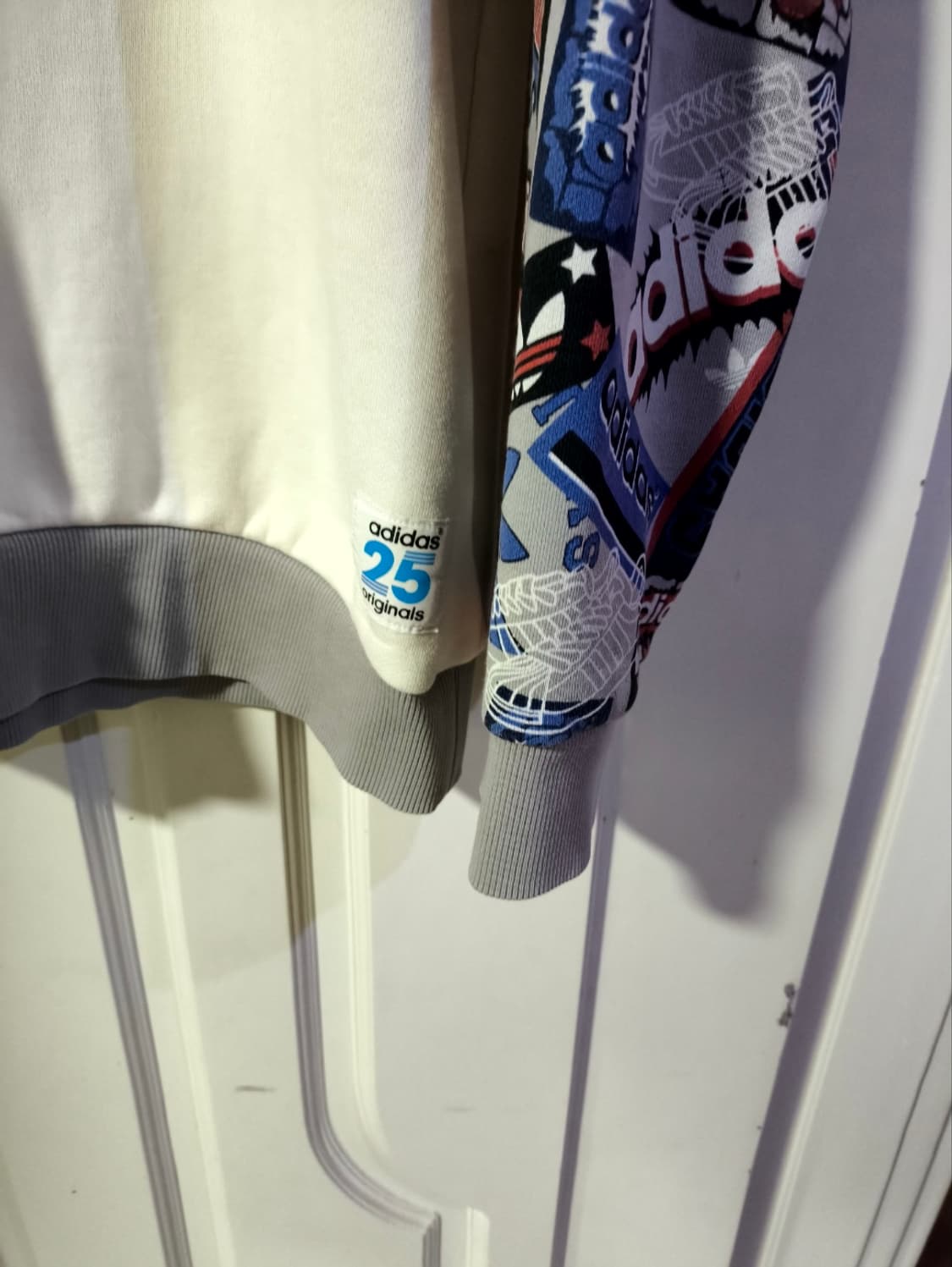 100 아디다스 x 니고 25 슬램크루 맨투맨 상품이미지4