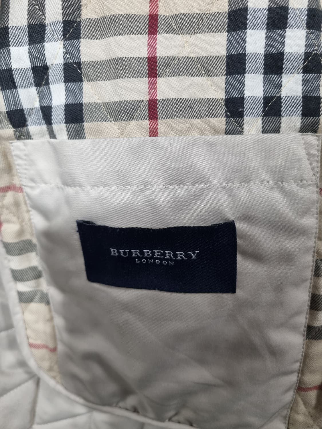 버버리 여성 퀼팅자켓  상품이미지5