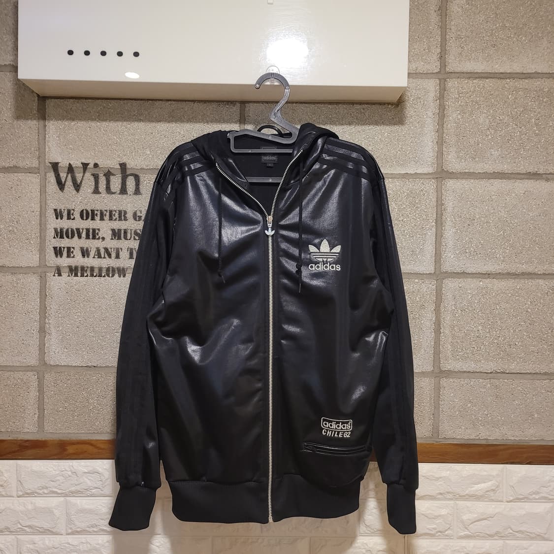 아디다스 칠레 유광 후드 져지 S 상품이미지1
