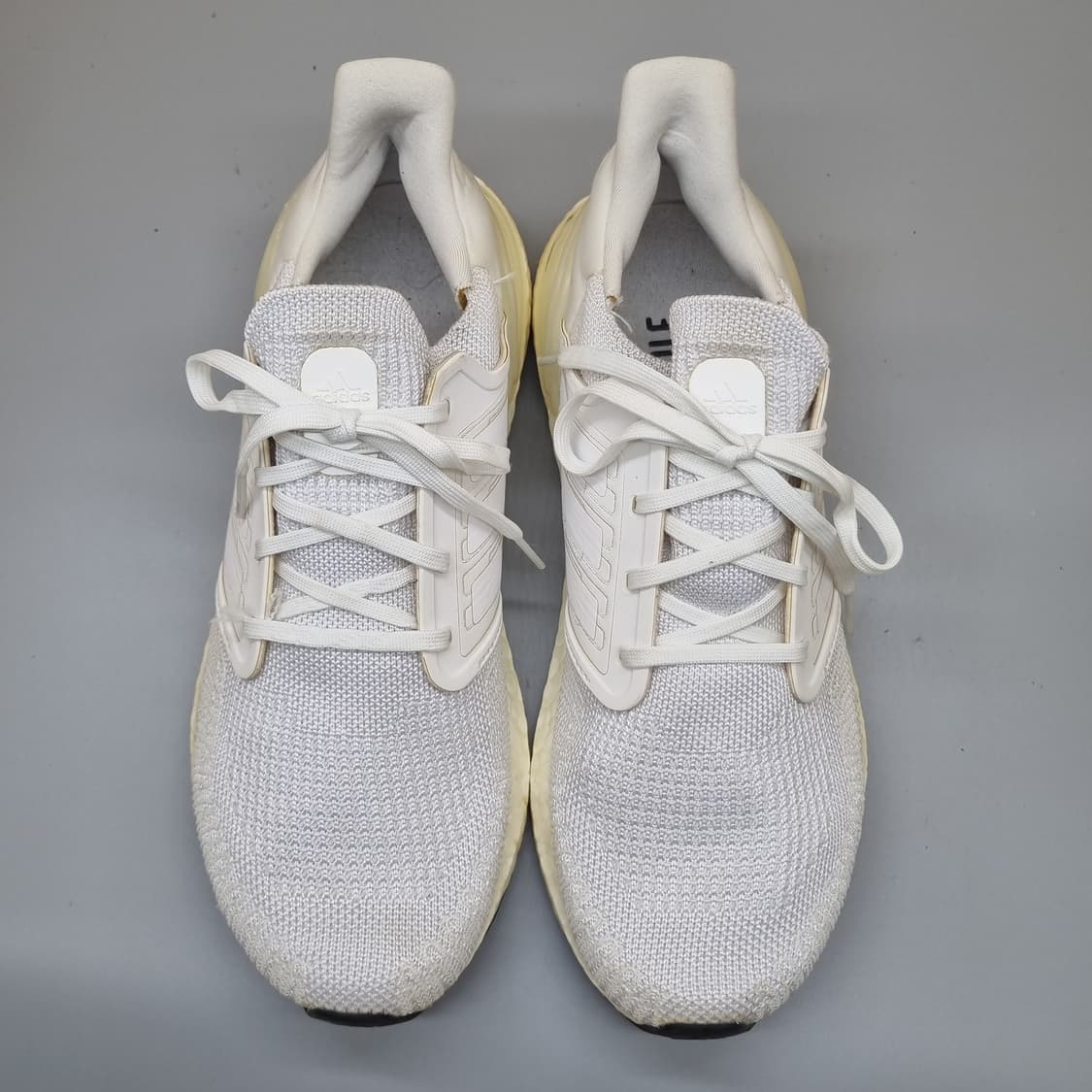 아디다스 울트라부스트20 남성운동화270 상품이미지2