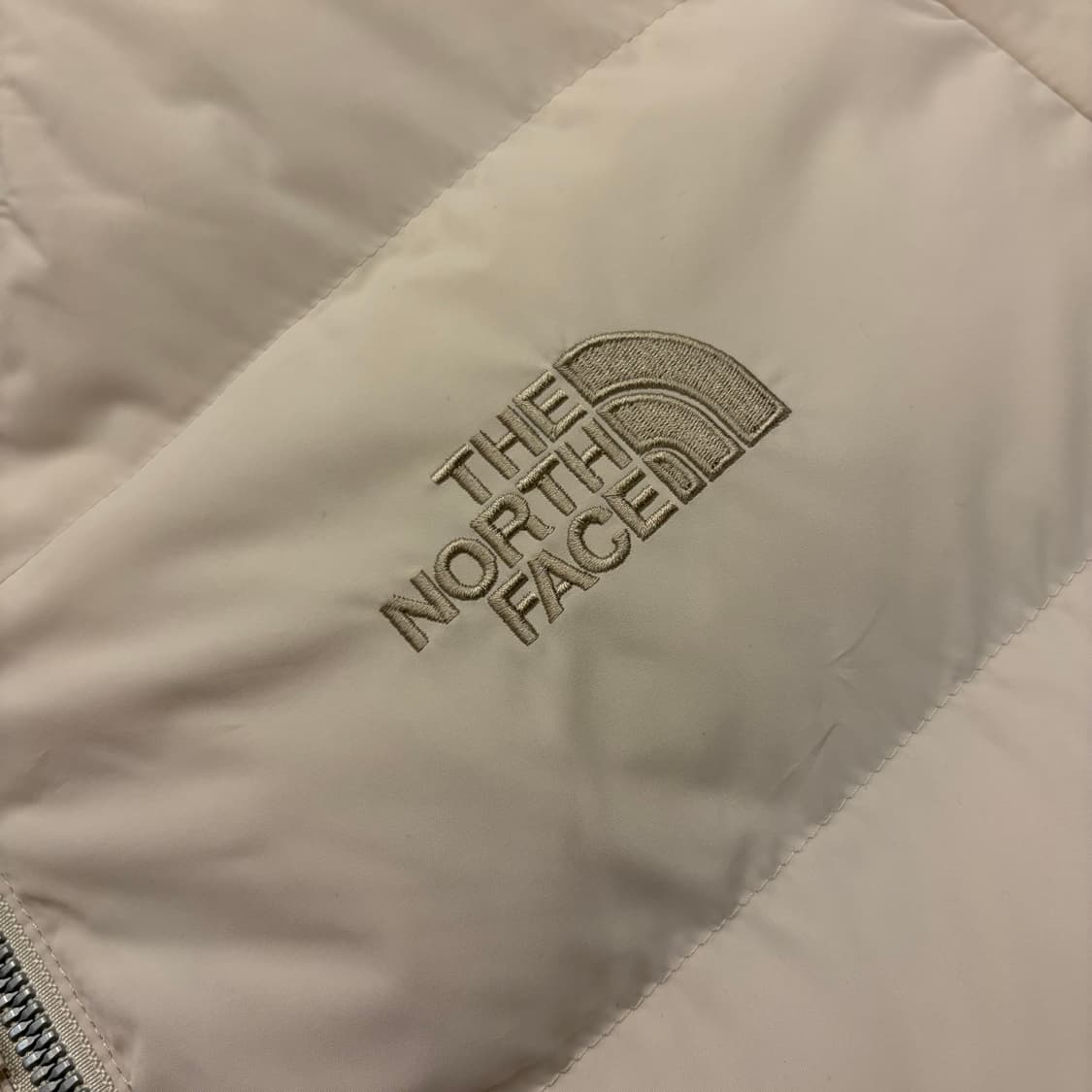 [S] 노스페이스 화이트라벨 번터드 온볼 봄버 패딩 아이보리 C955 상품이미지4