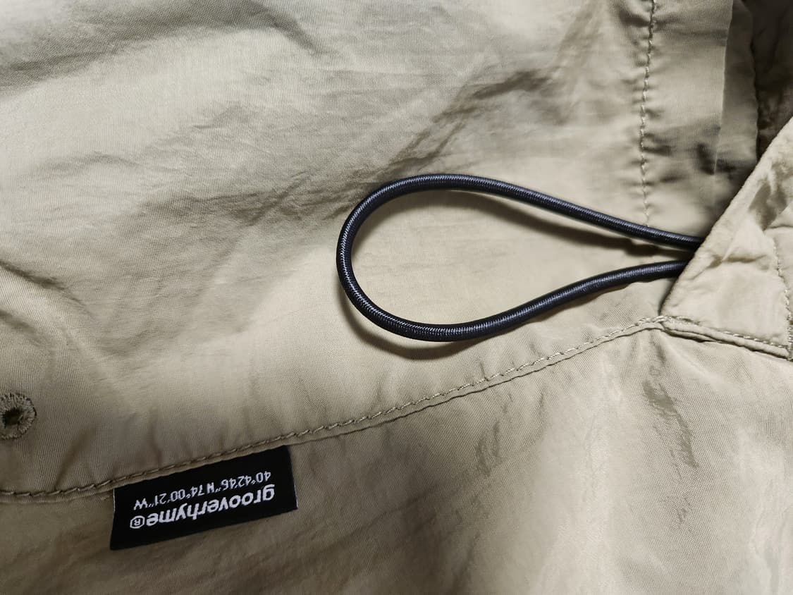 grooverhyme 나일론 밴딩 카키 반바지 사이즈xl

세탁으로 인한 상품이미지9