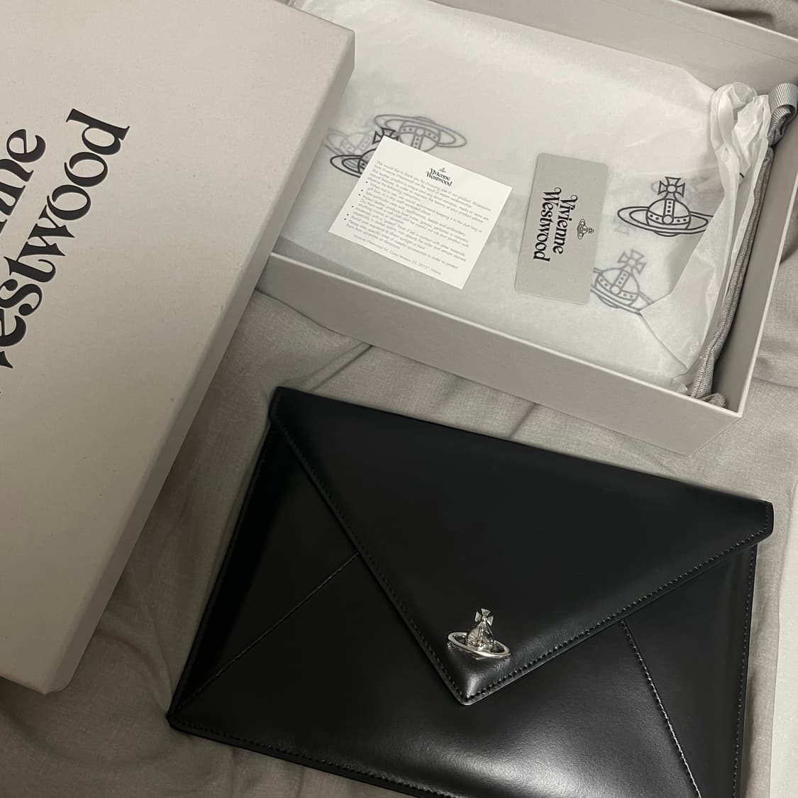 비비안웨스트우드 클러치 상품이미지1