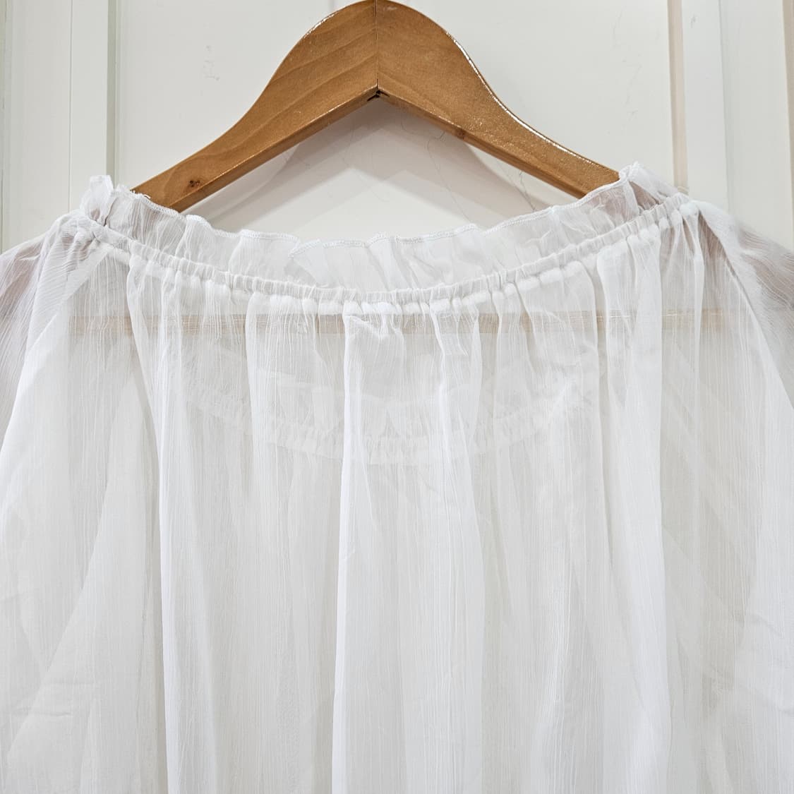 쉬폰 오프숄더 프릴 블라우스 상품이미지6