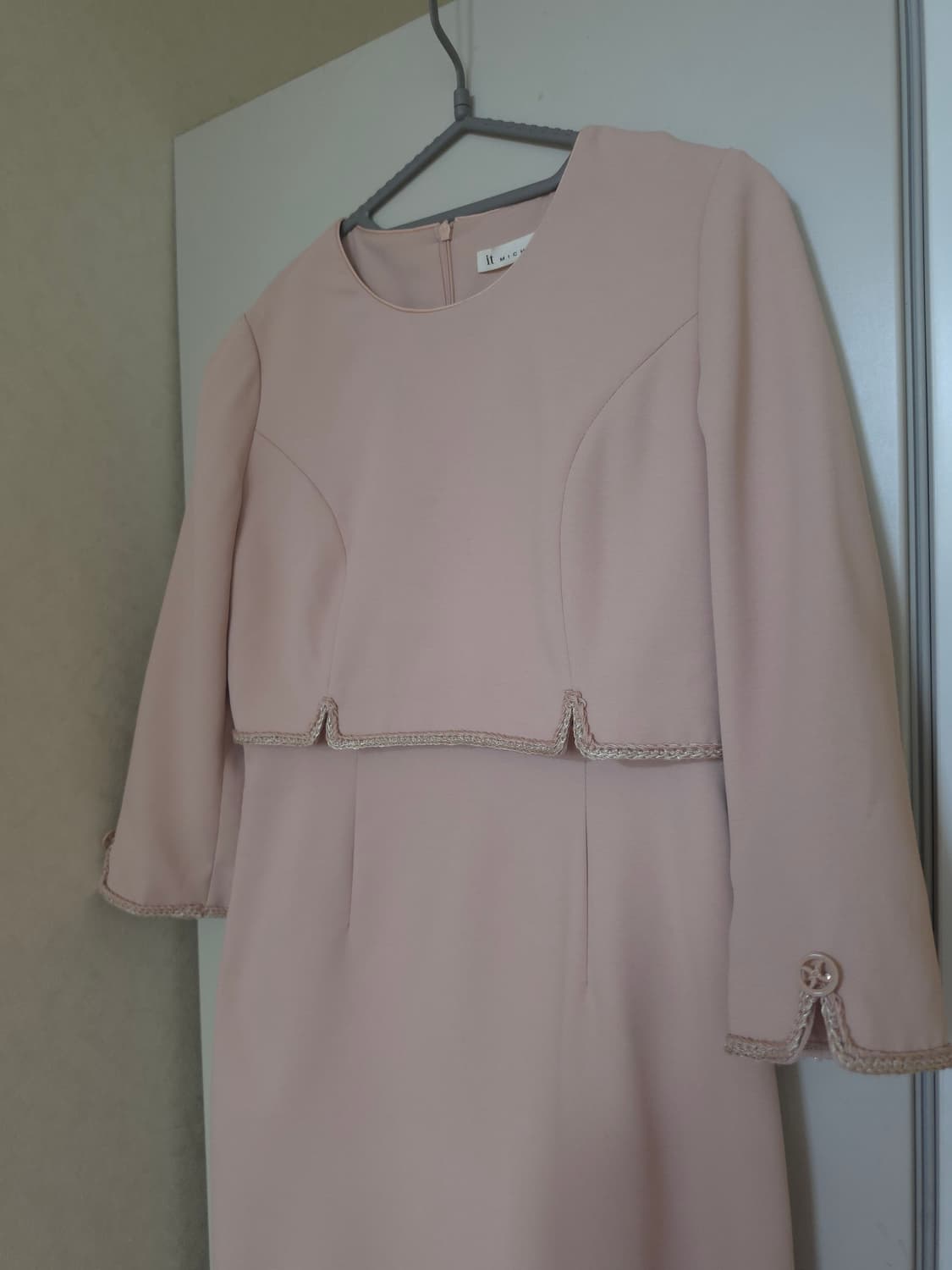 잇미샤 베이지 정장원피스 상품이미지2