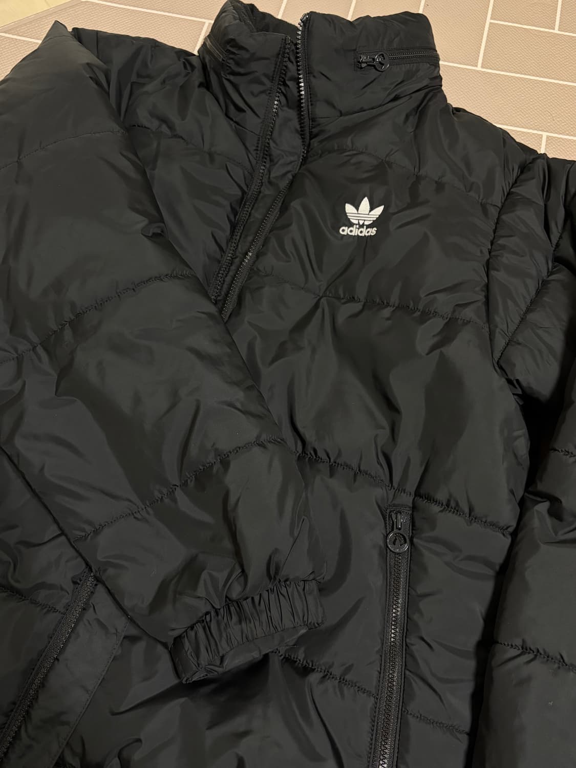 아디다스 숏패딩 상품이미지2