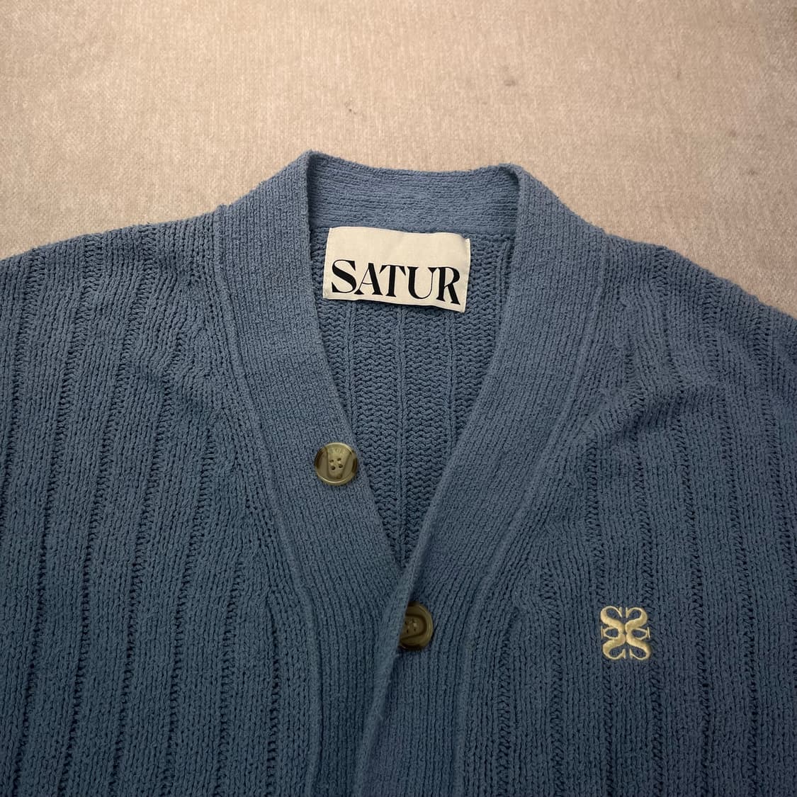 100 세터 부클 가디건 상품이미지2