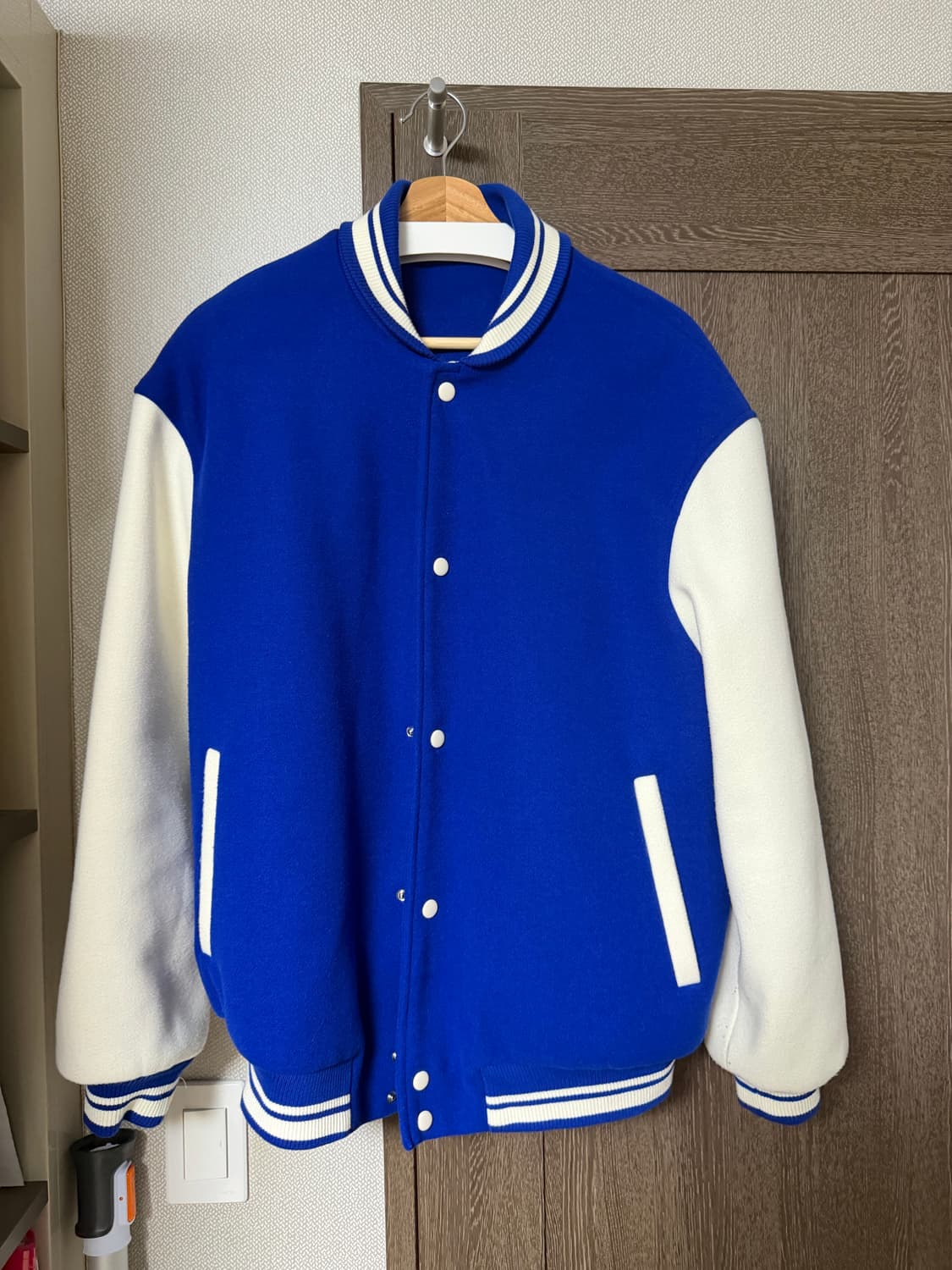 (XL) 자라 베이스볼 자켓 화이트 블랙  상품이미지4