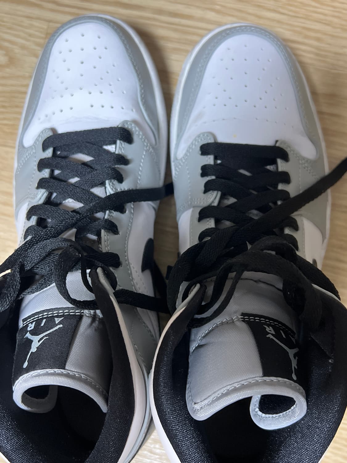 조던1 미드 라이트 스모크 그레이 상품이미지1