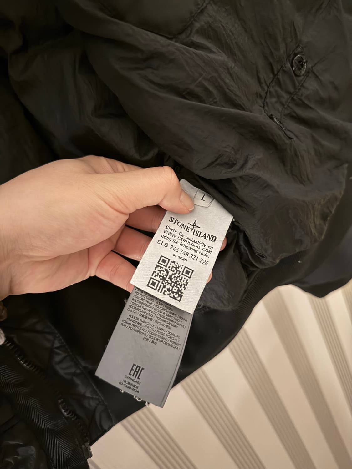[L] 스톤아일랜드 클링클랩스 패딩 20FW 상품이미지5