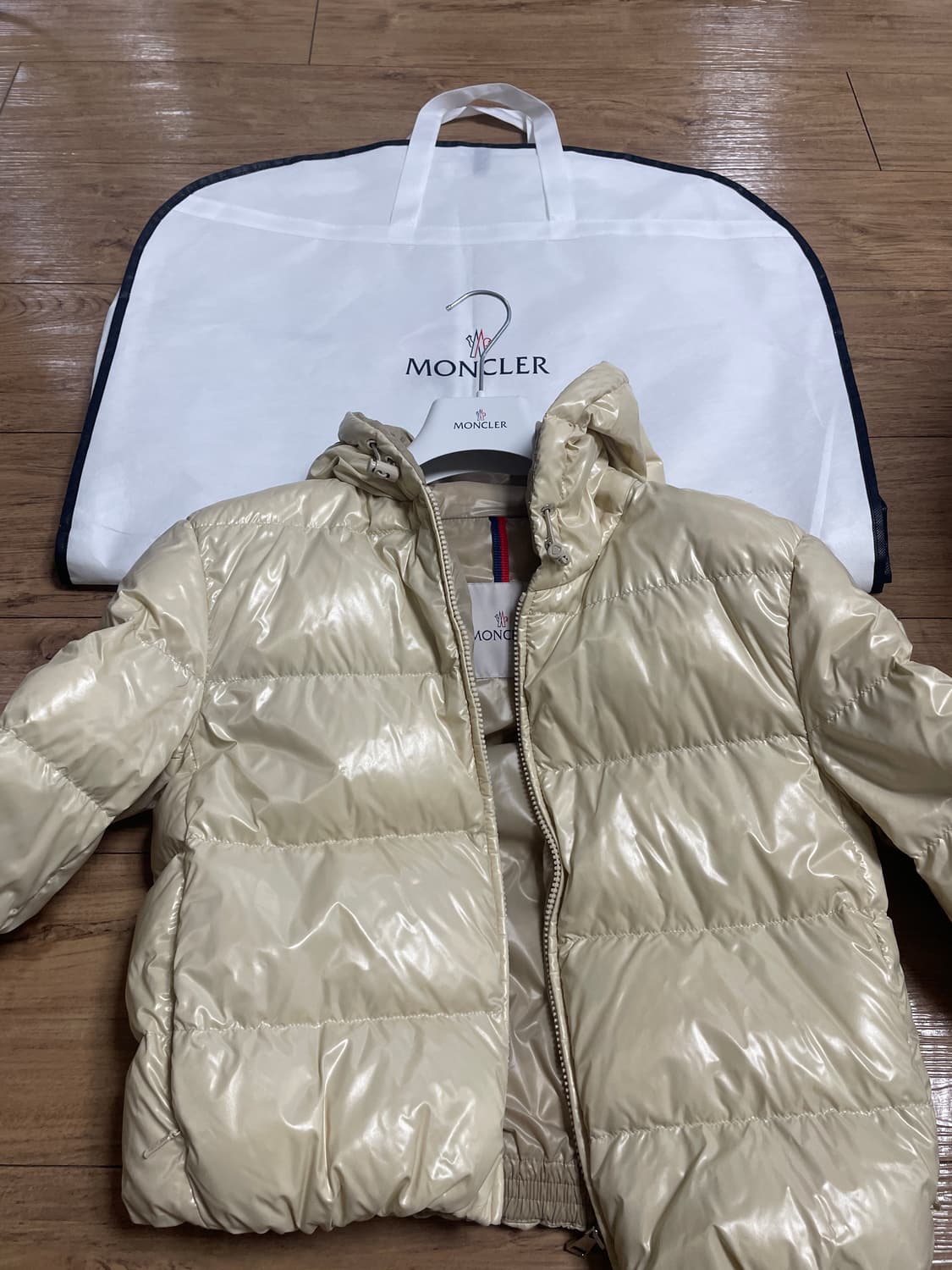 몽클레어 바야드 패딩 아이보리 0사이즈 상품이미지1