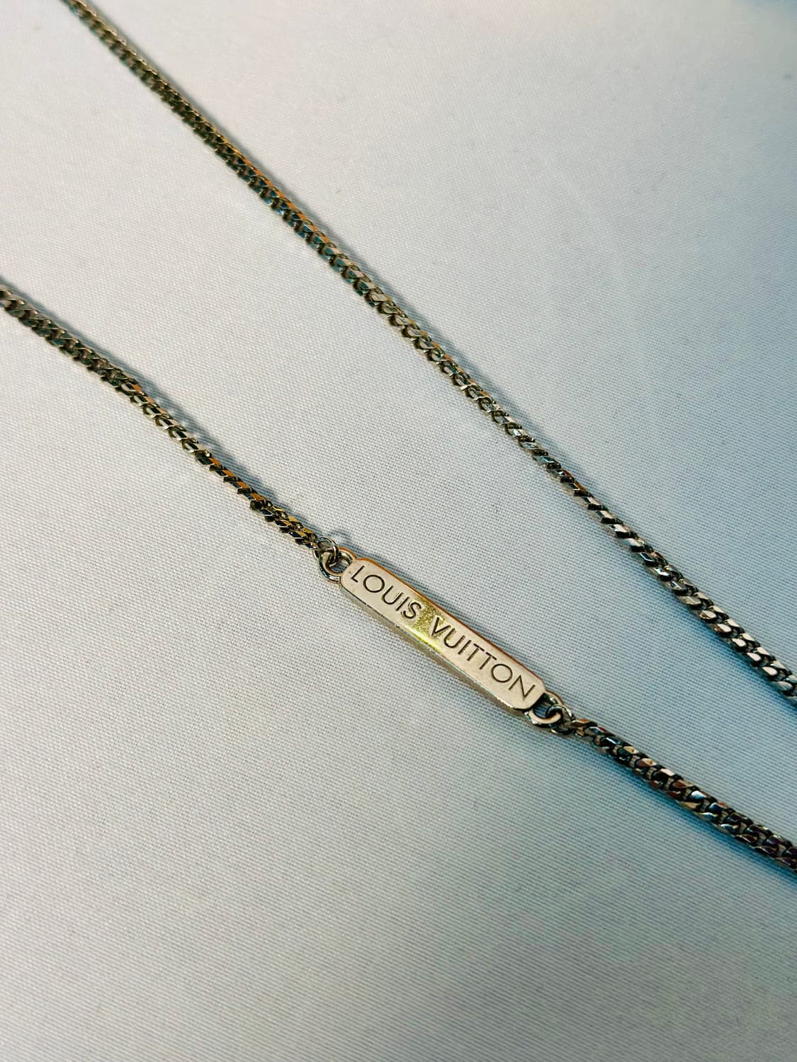 [정품] 루이비통 모노그램 체인 펜던트 팔라듐 멀티컬러 상품이미지4