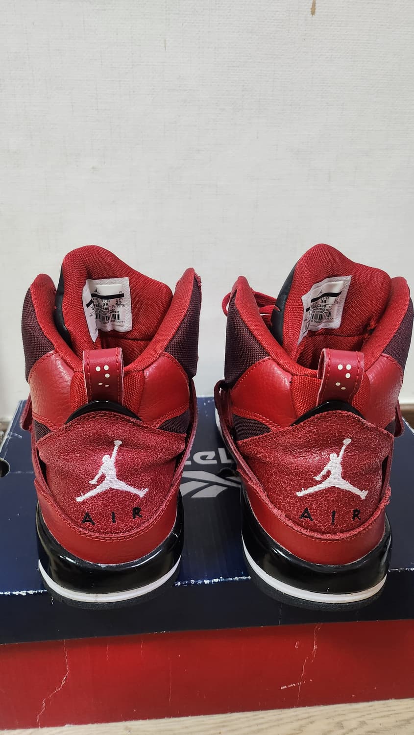 조던 플라이트 45 짐 레드 상품이미지4