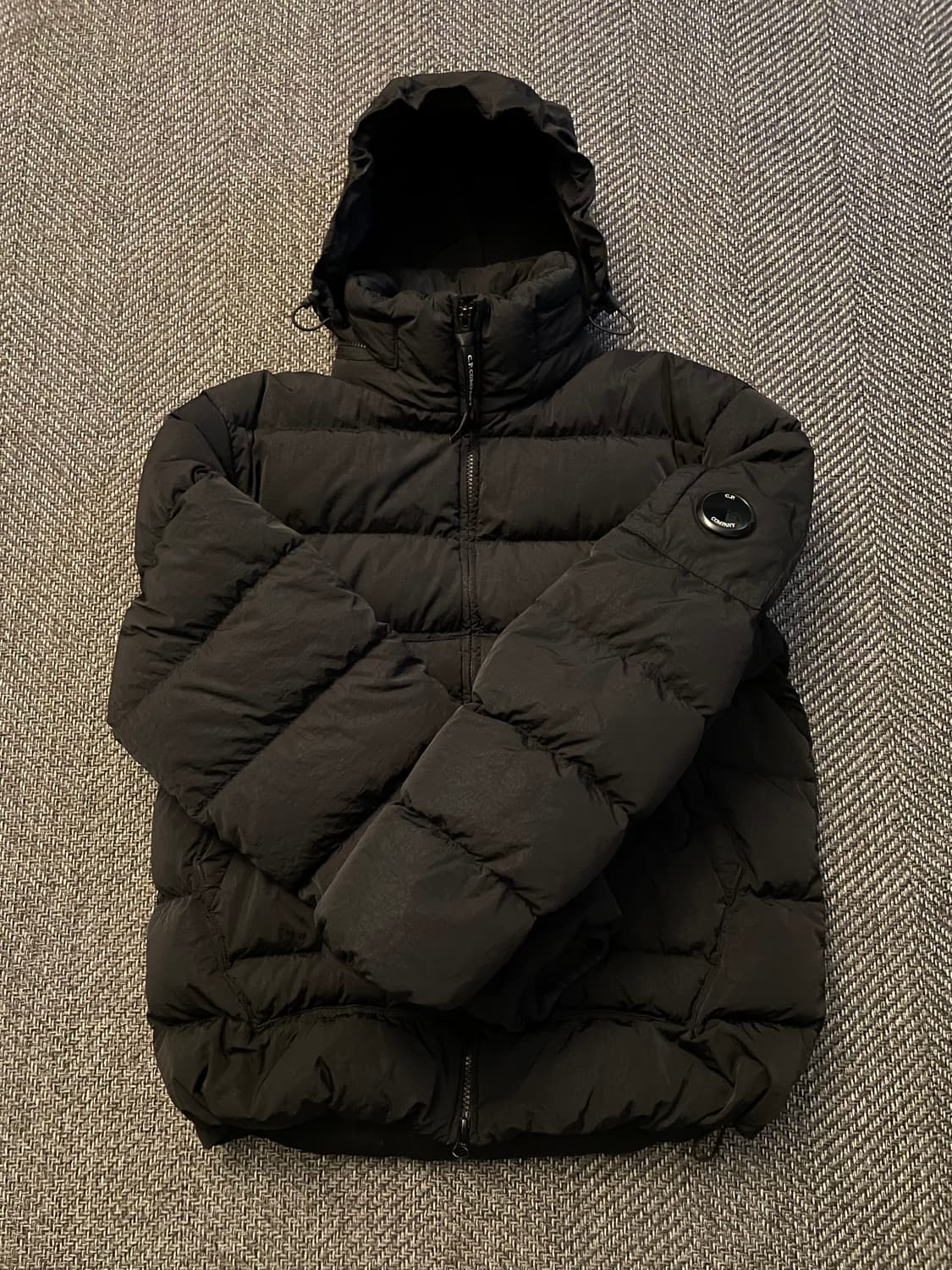cp컴퍼니 에코크롬 R 다운 자켓 패딩 상품이미지1