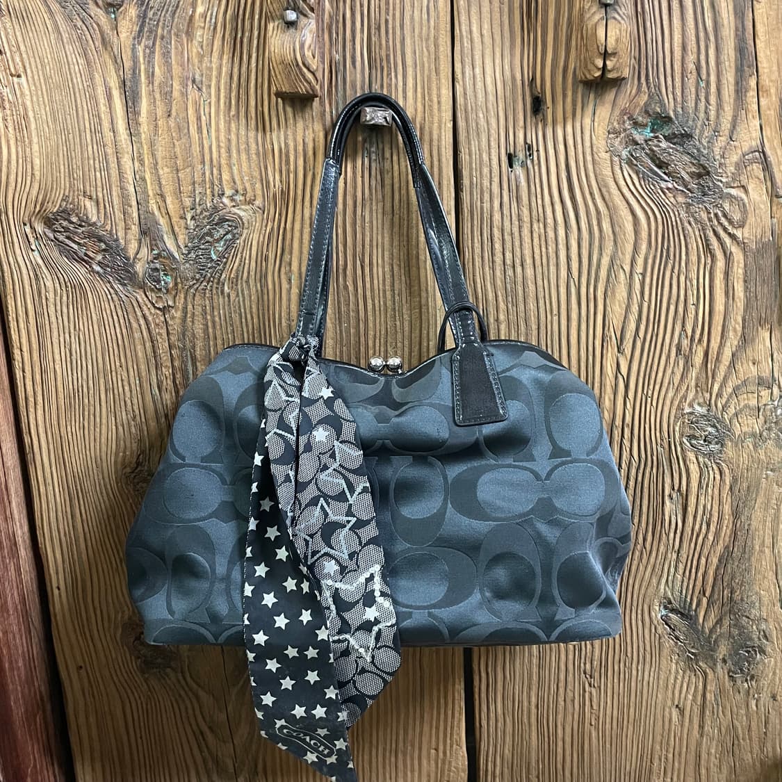 COACH 시그니처 스카프 토트백 상품이미지4