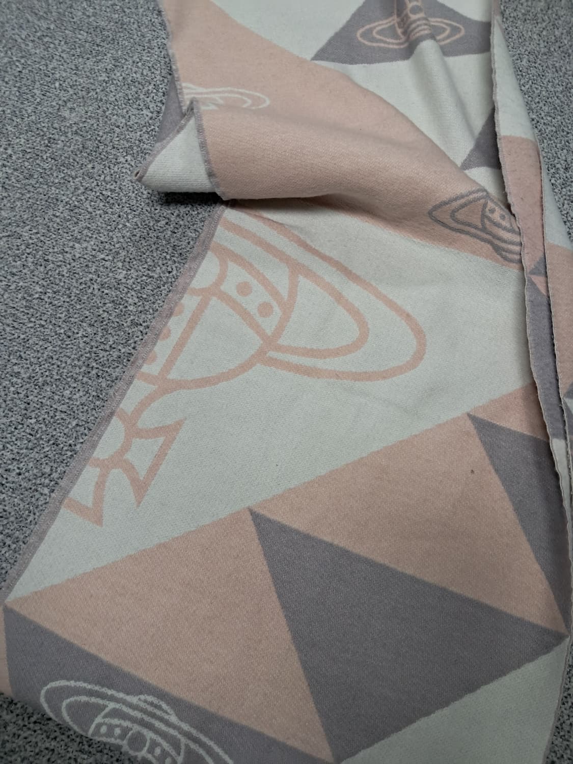 비비안웨스트우드 머플러 상품이미지5