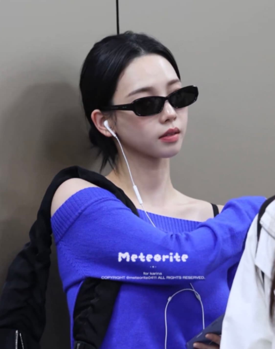 젠틀몬스터 헤일로 카리나 썬글 싸게 처분해요 상품이미지2
