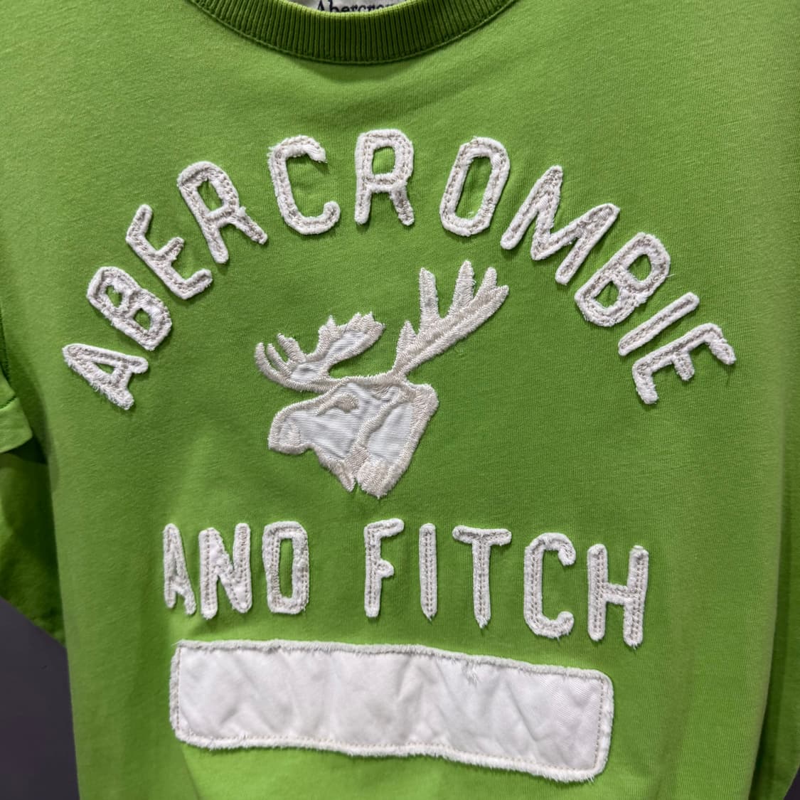L 아베크롬비 Abercrombie 머슬핏 반팔 티셔츠 라임그린 상품이미지4