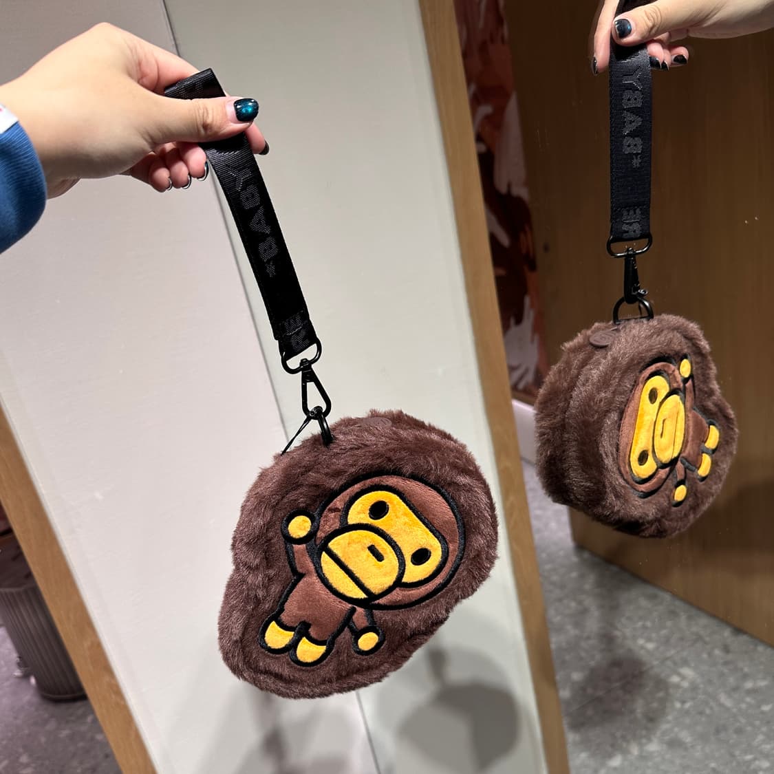 🔥[25년신상]베이프 마일로 미니백(파우치) 상품이미지2