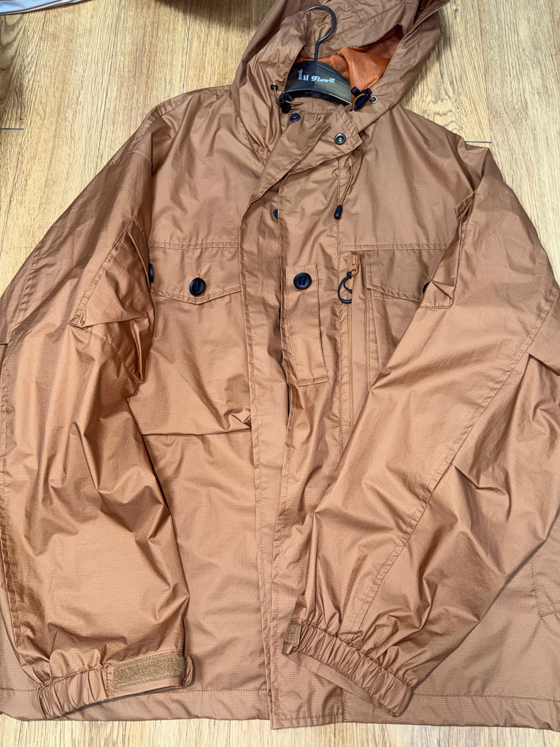 아웃스탠딩 바람막이 상품이미지2