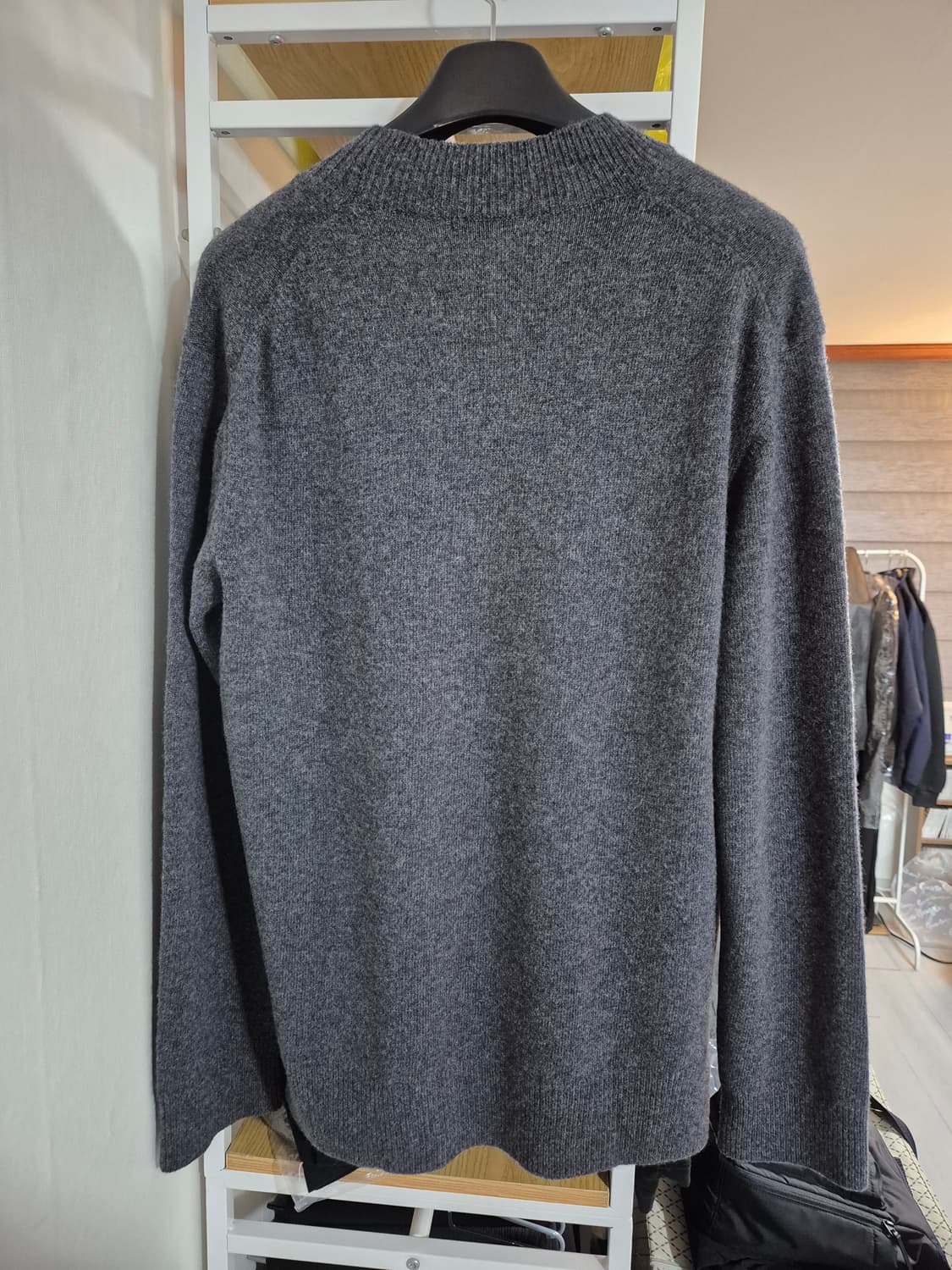 산드로옴므 오버핏 브이넥 울캐시혼방 니트 M 그레이 상품이미지2