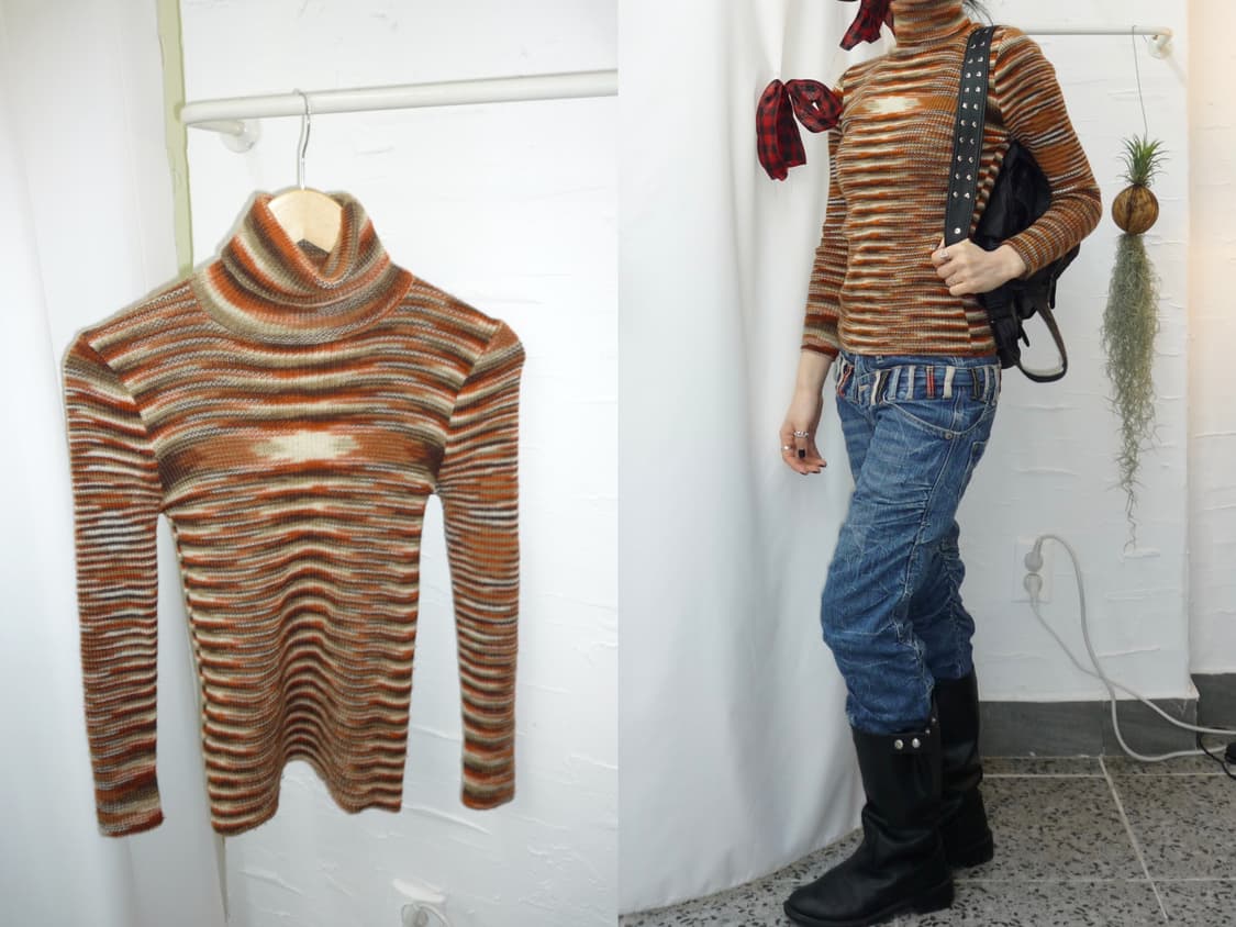 Thunder orange turtleneck knit 상품이미지1