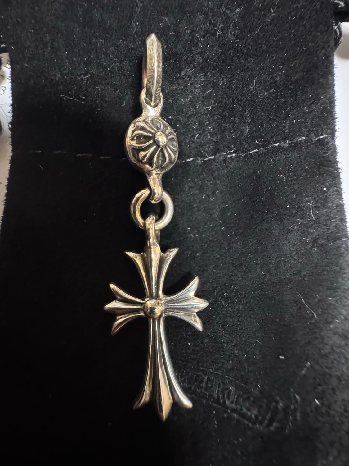 [새상품] 크롬하츠 원볼 타이니 크로스 팬던트 상품이미지2