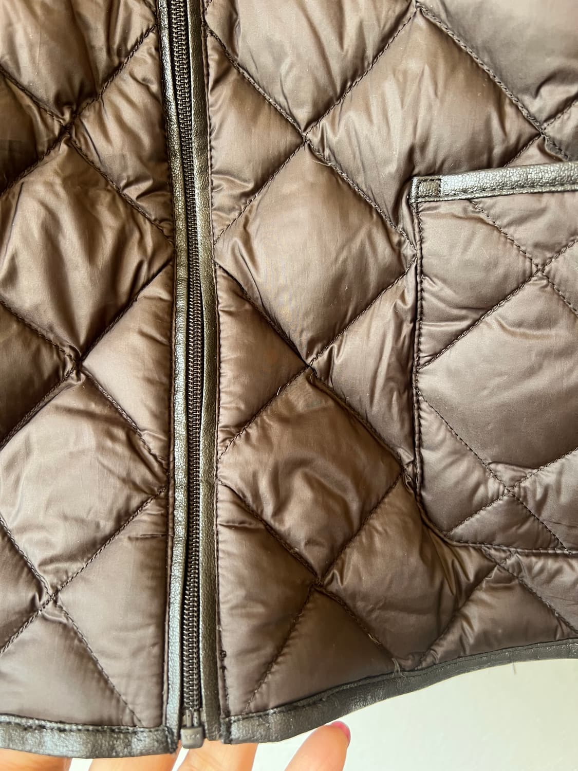 유니클로 여성 브라운 다운패딩점퍼 경량패딩 상품이미지4