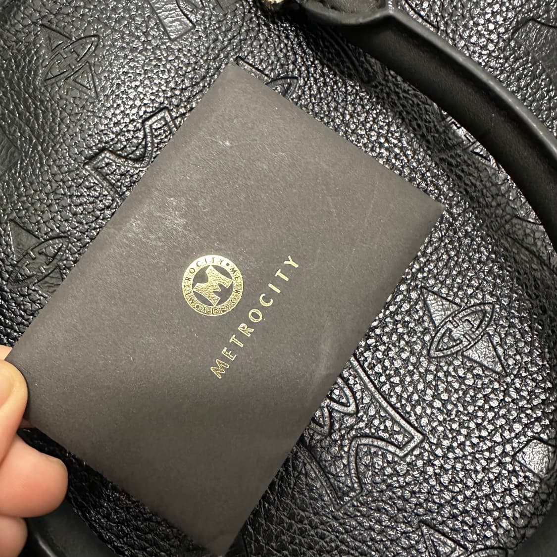 메트로시티 여성 숄더백 토트백 가죽 가방 블랙 보증서 있음 상품이미지8