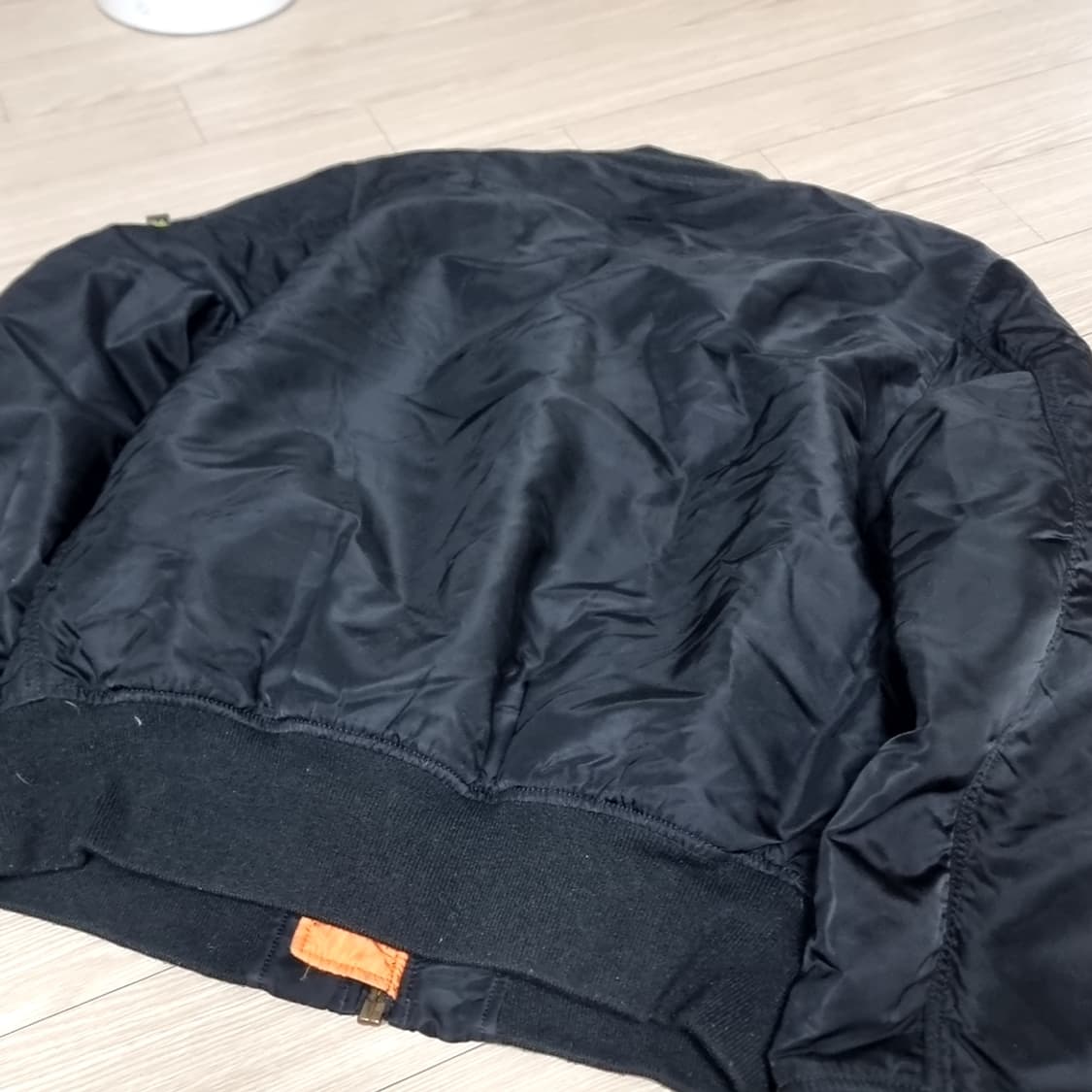 미제 알파인더스트리 블랙 MA-1 항공 점퍼 오렌지 안감(라지) 상품이미지4